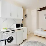 Modern Studio In The Heart Of The Marais